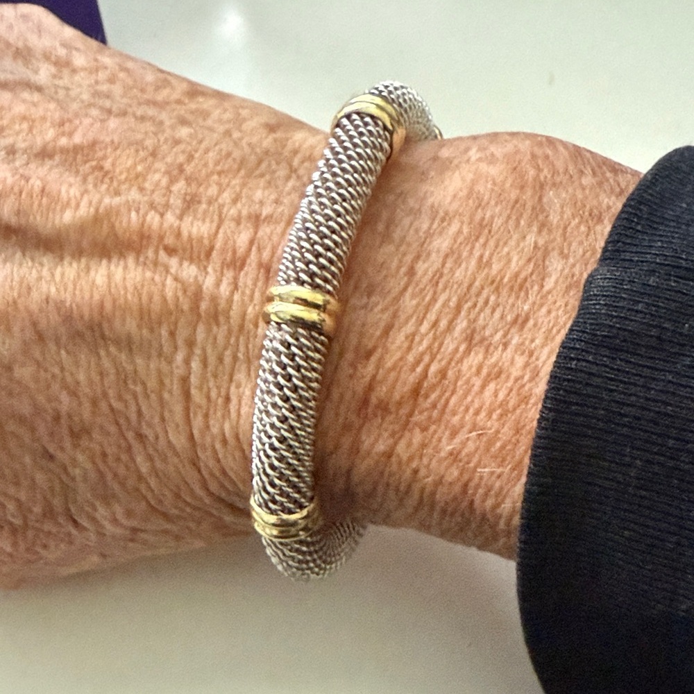 Scott Kay Silver and Gold Mesh Bracelet - Picture 7 of 8